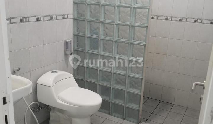 Rumah Sewa Asri Siap Huni Lokasi Strategis di Cilandak, Jakarta Selatan 2