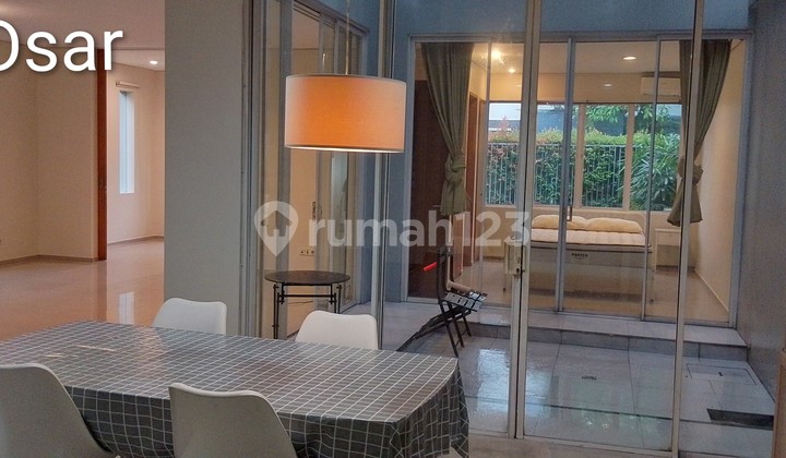 Sewa Rumah Cantik Exclusive Siap Huni Lokasi Strategis 5 Menit Dari Citos di Cilandak, Jakarta Selatan 2