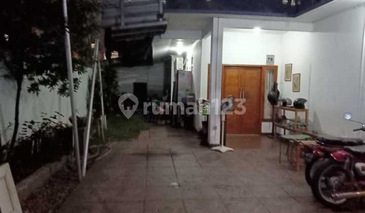 2-Storey House Ready to Occupy, Strategic Location in North Kalibata, South Jakarta 2