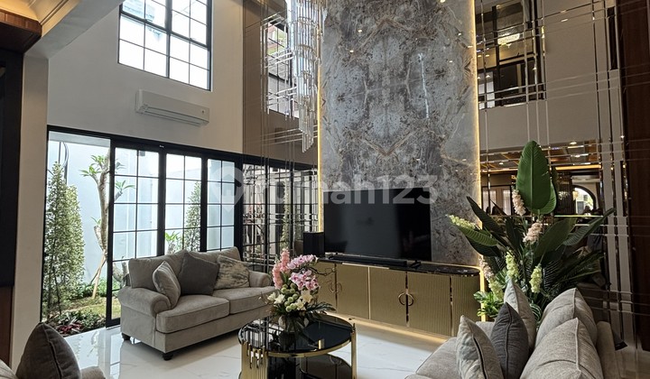 Rumah Fully Interior & Furnished Brand New & Mewah di Foresta Giardina Bsd City