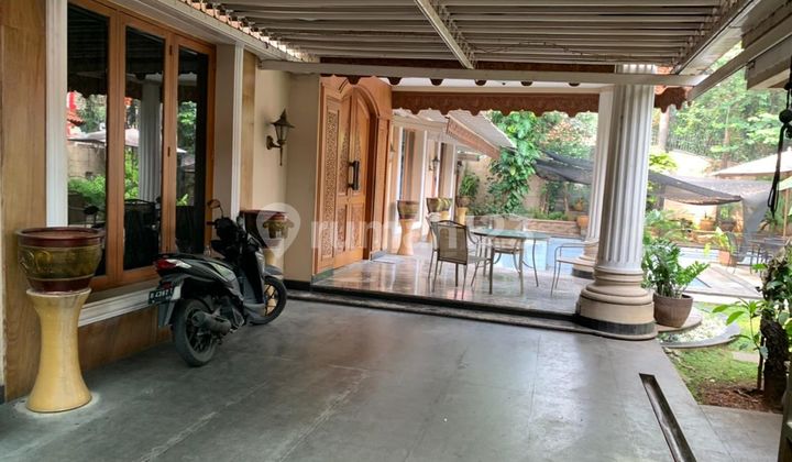 Rumah Mewah di Bawah NJOP Lokasi Strategis Dekat Fasilitas Umum - Pejaten, Jakarta Selatan 2