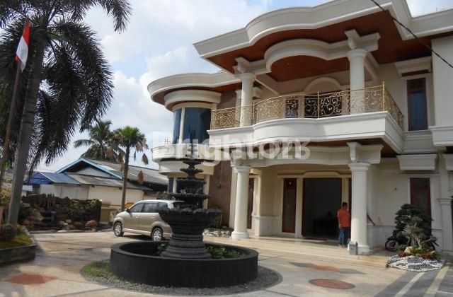DIJUAL RUMAH MEWAH & LUAS – Lokasi Strategis – Lingkungan Eksklusif Di Kedaton Bandar Lampung  1
