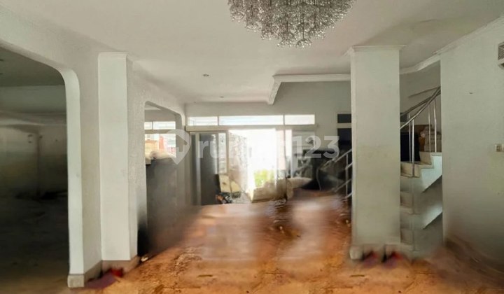 Rumah Klasik Area Embassy & Pejabat Kuningan Area 2