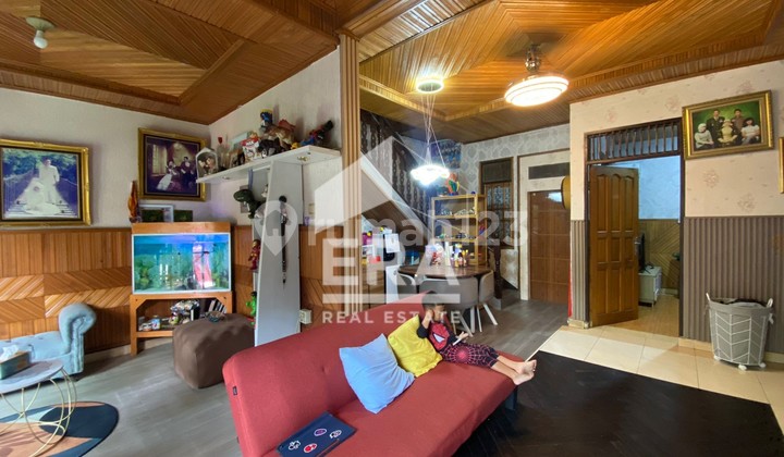 Dijual Rumah Bagus Terawat di Sektor 6 Bintaro