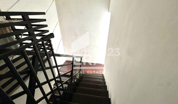 Turun Harga Dijual Rumah Nyaman di Sektor 9 Bintaro 2