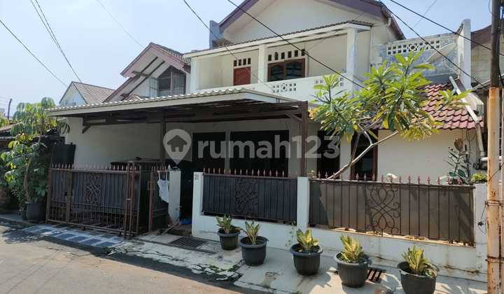Nice House for Sale in Sector 2 Bintaro Jaya Nice House for Sale in Sector 2 Bintaro Jaya