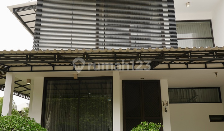 Dijual Rumah Hook Siap Huni di Greenwoods Townhouse Ciputat Timur Dijual Rumah Hook Siap Huni di Greenwoods Townhouse Ciputat Timur