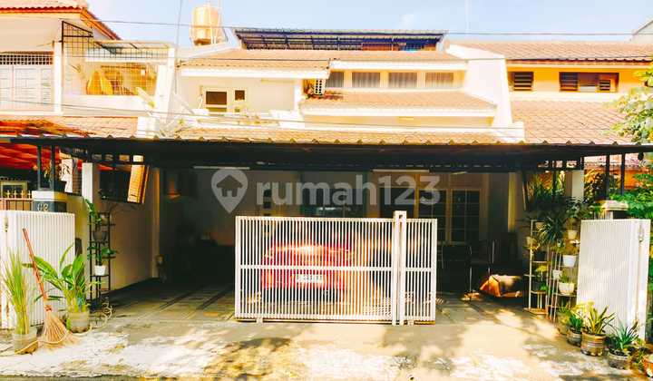 Dijual Rumah Nyaman 3 Lantai Di Bintaro Jaksel Dijual Rumah Nyaman 3 Lantai Di Bintaro Jaksel