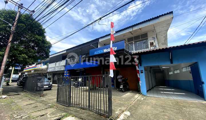 For Sale: 5 Shophouses, Master House, and Pavilion.