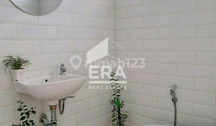 For Sale Ready-to-Occupy 1-Story House in Jombang 2