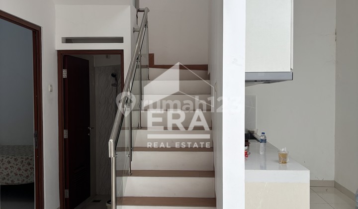 For Sale Comfortable House Ready to Live in at Arjuna Mansion 2