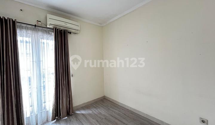 Rumah 3 Kamar Dekat Stasiun Dalam Cluster Bintaro Jaya 2