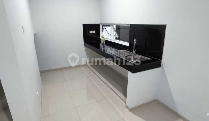 For Rent House Strategic Location In Discovery Aluvia