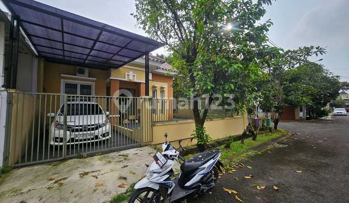 For Sale: 1-Story House, Corner Position in Alam Sutera For Sale: 1-Story House, Corner Position in Alam Sutera