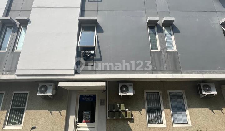 Dijual Rumah Kost Piazza Mozia BSD Lokasi Paling Strategis 2