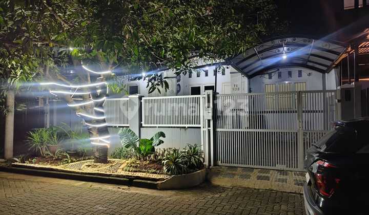 For Sale, Neat Move-In Ready House in Jombang Bintaro