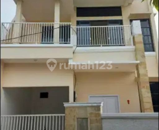 For Rent 2-Story House in Cisauk Near Aeon BSD