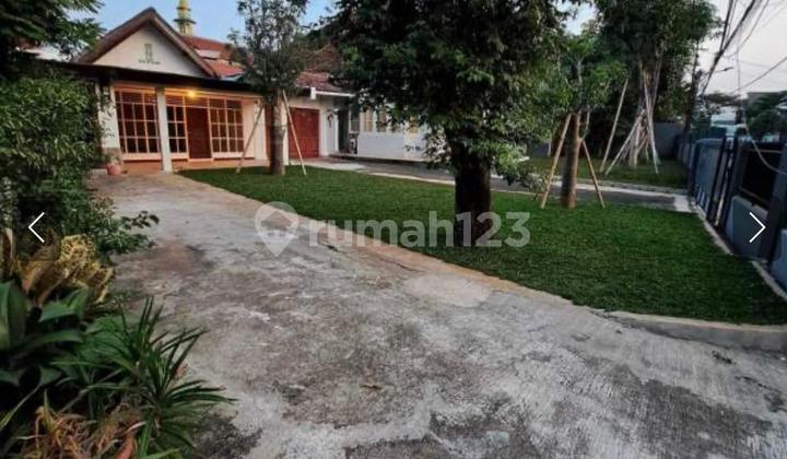 For Sale Very Spacious Ready-to-Occupy House in Menteng, Central Jakarta 2