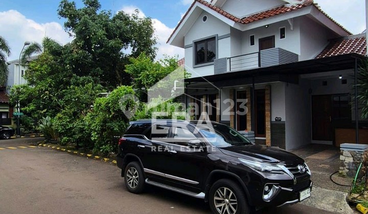 For Sale House Position Hook In Bintaro Sector 9