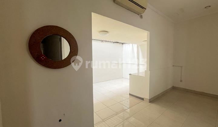 Neat and Ready-to-Occupy House in a Cluster at Pondok Aren