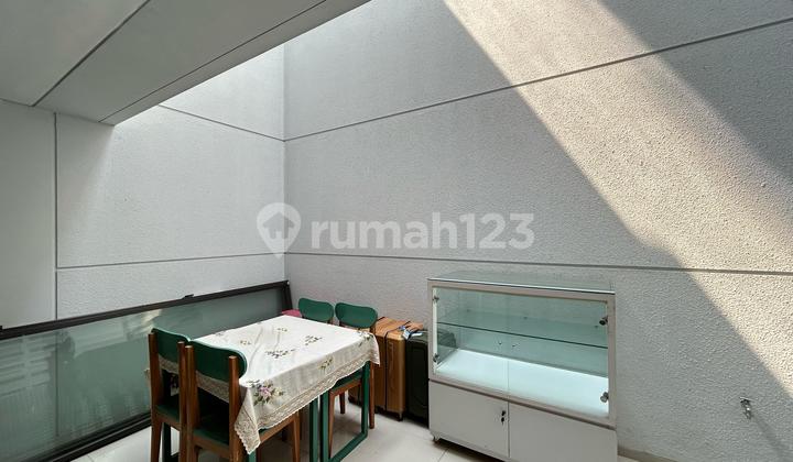 Dijual Rumah Terenovasi di Sektor 7 Bintaro Jaya 2