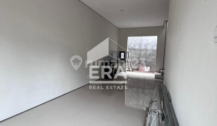 For Sale Brand New Ready-to-Occupy House in Sector 5 Bintaro Jaya 2