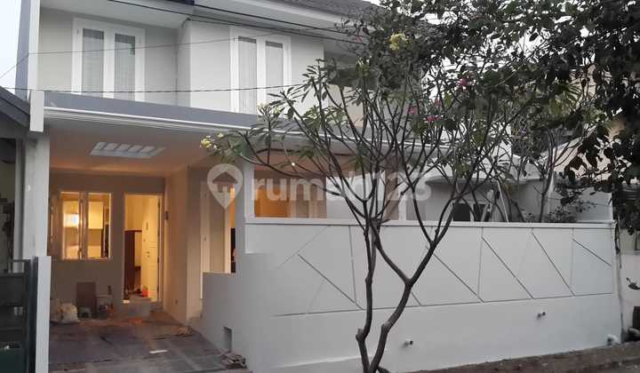 Dijual Rumah di Bintaro Sektor 9