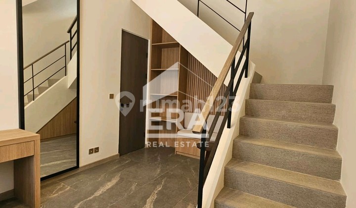 Dijual Rumah Baru Sisa 2 Unit di Luxe Court Permata Hijau