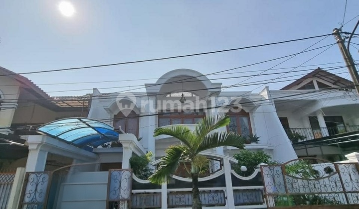 Rumah Dijual Semi Furnished Siap Huni Di Bintaro Sektor 3