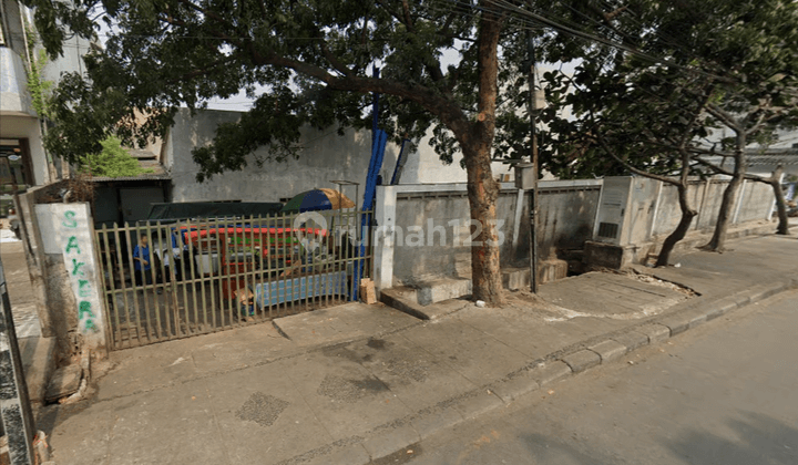Dijual Bangunan + Tanah di Kebayoran Lama Harga Di Bawah NJOP 1