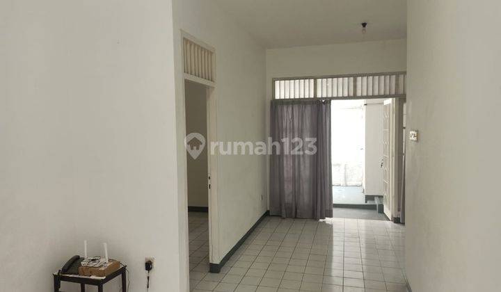 Disewakan Rumah 50 Juta/Tahun Luas 120m² Kawasan Bintaro 2