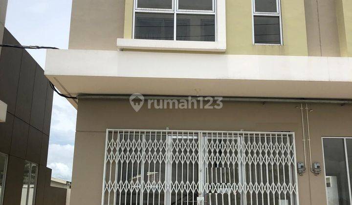 Ruko Kondisi Sangat Rapi dan Siap Pakai di Tenjo Podomoro 1