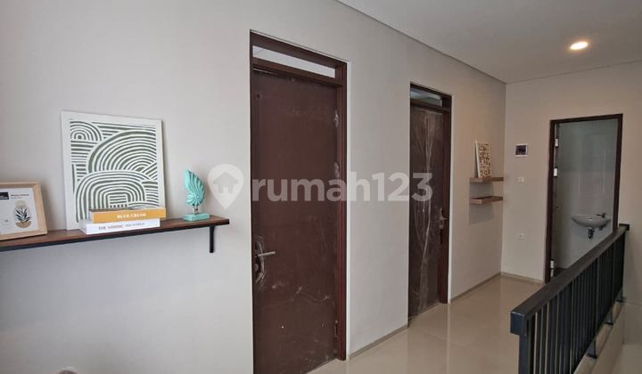 Rumah 2 Lantai Full Furnished Siap Huni