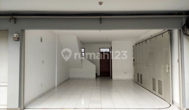 Commercial Building for Business Ready to Occupy Derwati - Bandung