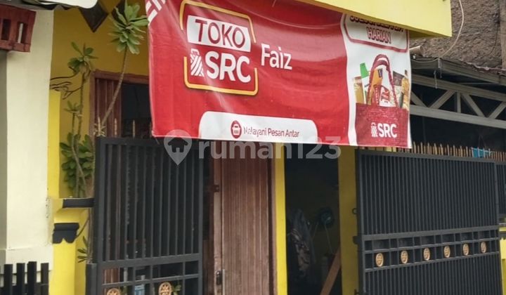 House in the City Center with a Shop in Gading Asri Housing, Cianjur 2