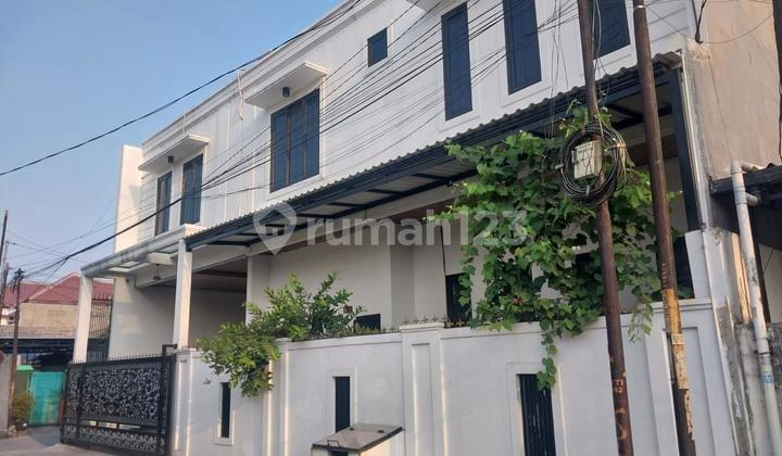 2-Story House Nice and Comfortable Ready to Occupy in West Bekasi 2