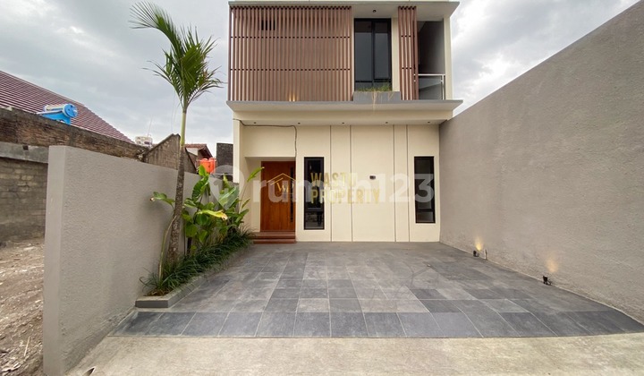 Hunian Baru 2 Lantai Dekat Waterboom Jogja