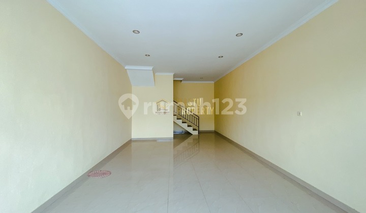 2-Story Shop House Ready for Use Near Lempuyangan Station