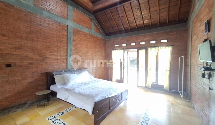 Wide Joglo Villa Near Jogja Solo Toll Exit