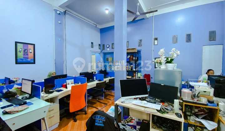 Rumah Kantor 2 Lantai Di Sleman Dekat Kampus YKPN