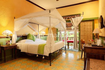 Beautiful Javanese-Style Hotel in Yogyakarta Near Tamansari Beautiful Javanese-Style Hotel in Yogyakarta Near Tamansari