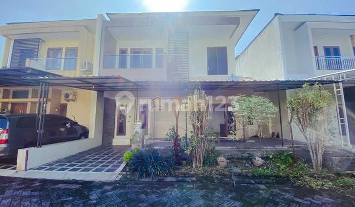 Rumah Second 2 Lantai Dekat Kampus Atma Jaya Yogyakarta