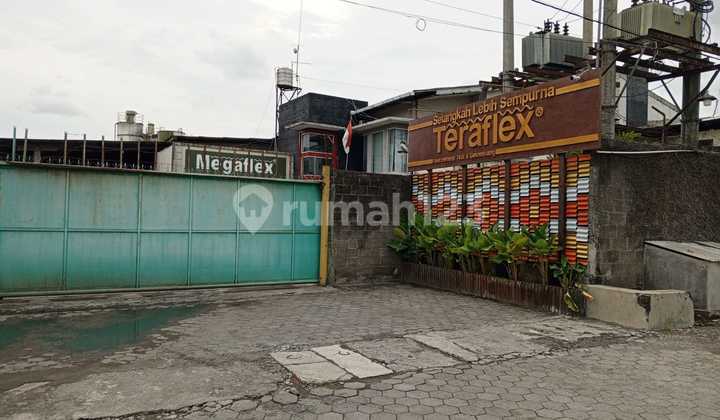 Large Warehouse Ready to Use on Solo Yogyakarta Highway