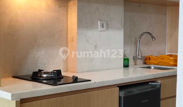 Dijual Apartemen Studio di Emerald Bintaro Full Furnish 