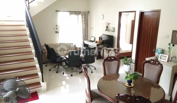Rumah dijual siap pakai Bintaro Sektor 4, Tangerang Selatan 