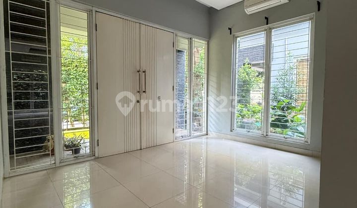 Disewakan Rumah 4KT di Kebayoran Bintaro Jaya  1