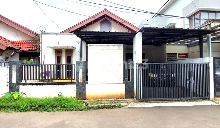 DIJUAL CEPAT Rumah Bagus Unfurnished SHM Sektor 3 - Bintaro, Jakarta Selatan 1