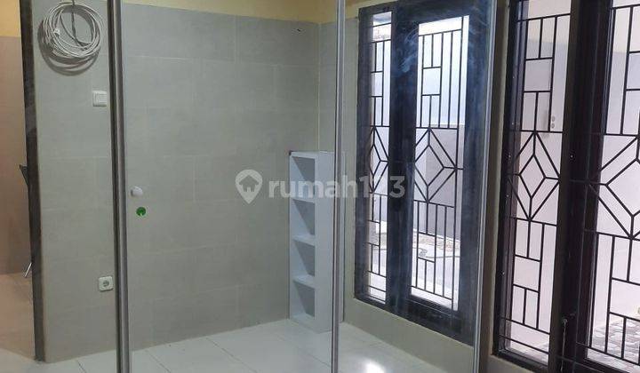 Rumah Kontrakan Bagus Semi Furnished SHM Graha Raya, Tangerang 2