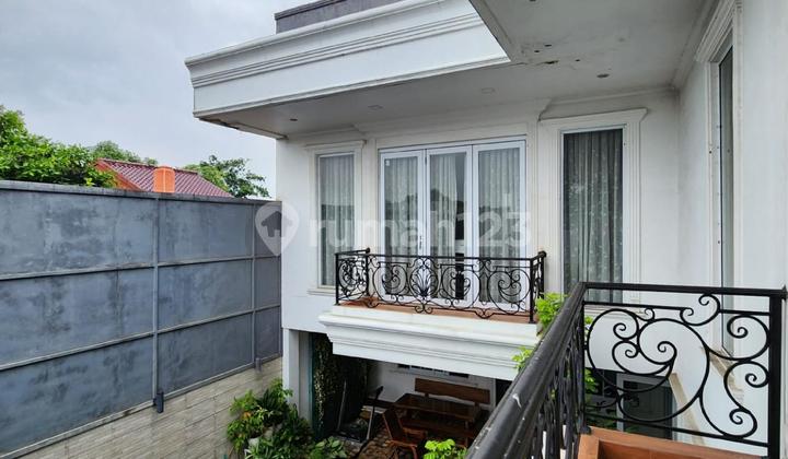 LIMITED! DIJUAL CEPAT Rumah Bagus Semi Furnished KT 5+1 SHM Parigi, Tangerang LIMITED! DIJUAL CEPAT Rumah Bagus Semi Furnished KT 5+1 SHM Parigi, Tangerang