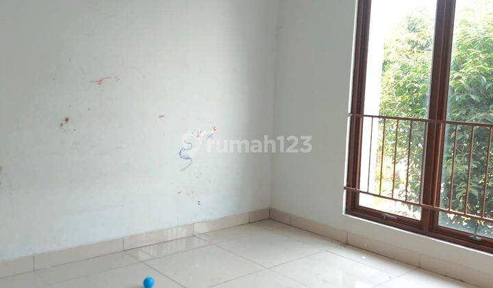 Rumah Kontrakan Bagus Unfurnished KM 3+1 SHM Graha Raya, Tangerang Selatan 2